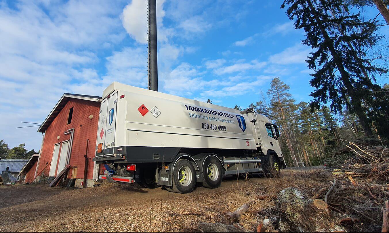 Lämmitysöljyn toimitukset kotitalouksille